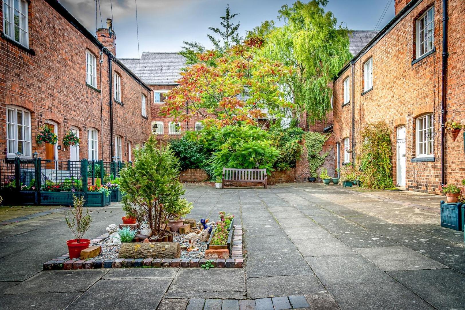 Gamul Place - Quiet City Centre Chester Extérieur photo